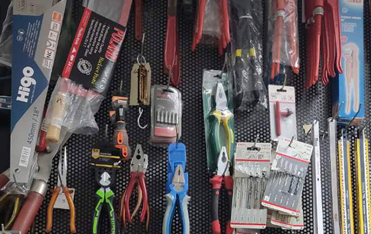 κατάστημα έσω 1